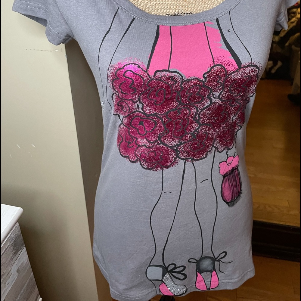 Bisou bisou tutu heels graphic t size xs